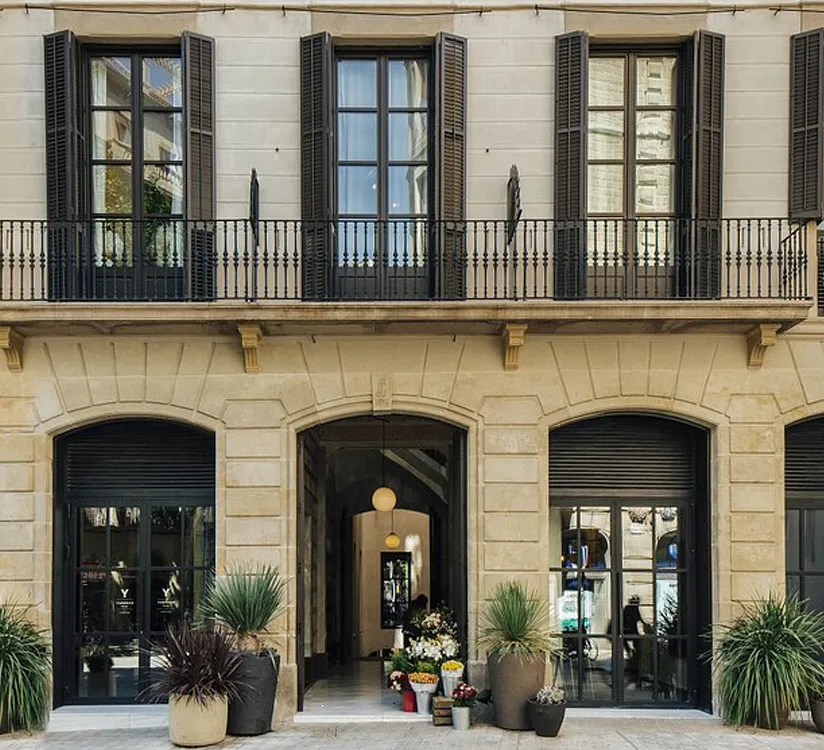 TANCAMENTS INTERIORS I EXTERIORS